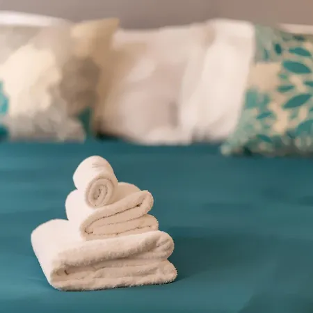 Daire Stylish & Cozy Loft Near Life - Metro 50m