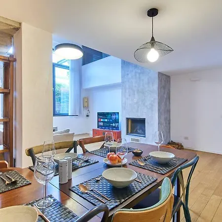 Ampia Casa Indipendente Con Giardino Privato 밀라노