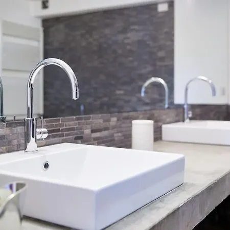 Ampia Casa Indipendente Con Giardino Privato Apartment Mailand