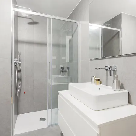 Corso Buenos Aires - Nuovo E Bilocale *