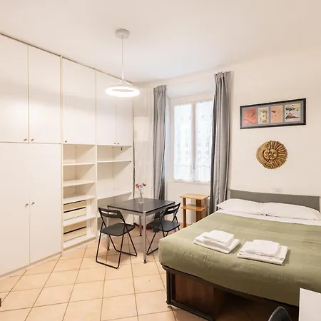 Loft In Zona Bocconi Apartment