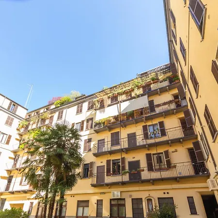 Daire Stylish Loft In Porta Romana Milano