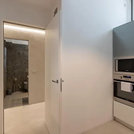 Ampio Bilocale Repubblica - Mirable Pm