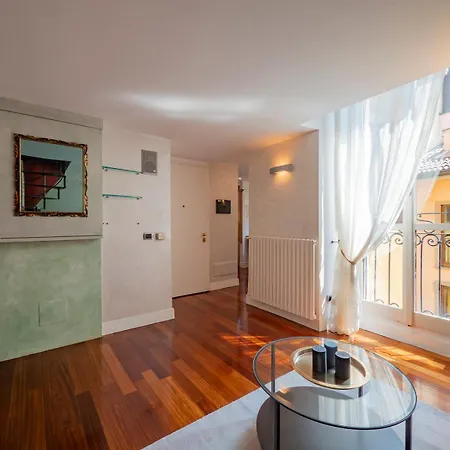 San Babila Luxury - 7sundays Apartament *