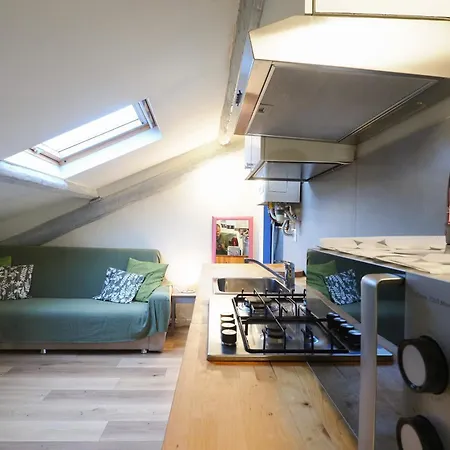 Primopiano - Crespi Apartament *