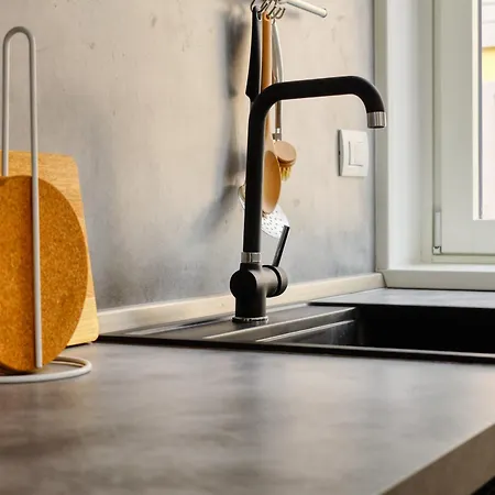 Just Urban - Nuovo E Luminoso Trilocale In Centro - Metro M2 E M4