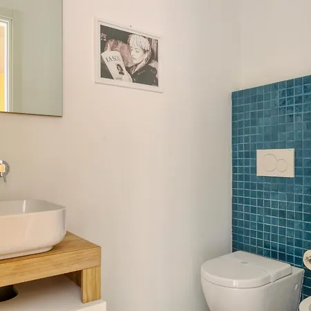 Just Urban - Bright New 2br In Center - M2 And M4 米兰