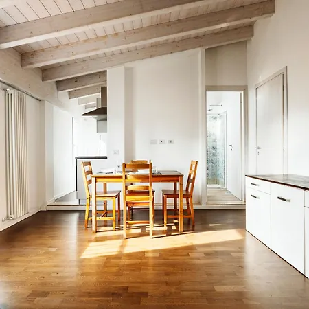 Apartment Luvi - Adda Milan