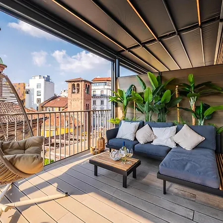 Terrazza Con Jacuzzi E Vista Iconica Sul Duomo Apartmán *