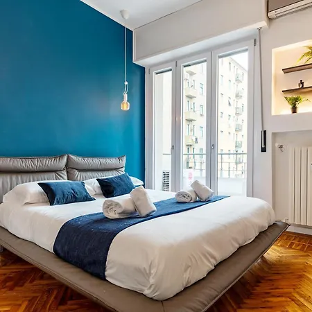 Citylife View And 10 Minutes By Walk Modern Apartment