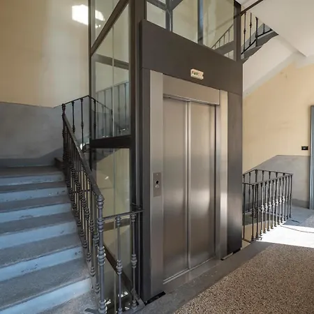 Xenia - Renovated Two-room In Sant'ambrogio *