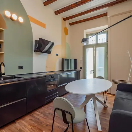 Apartment Xenia - Renovated Two-room In Sant'ambrogio Mailand