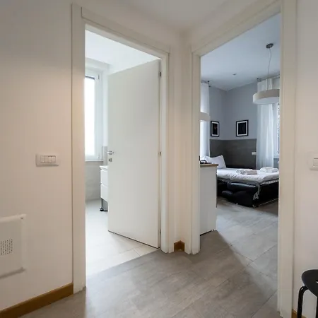 Rrrapido Holy And - Via Sardegna 3*