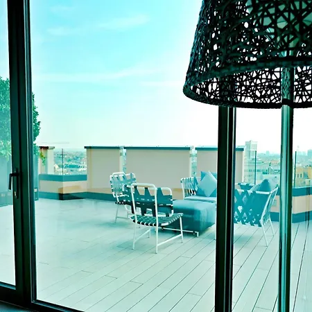 With Shared Terrace *