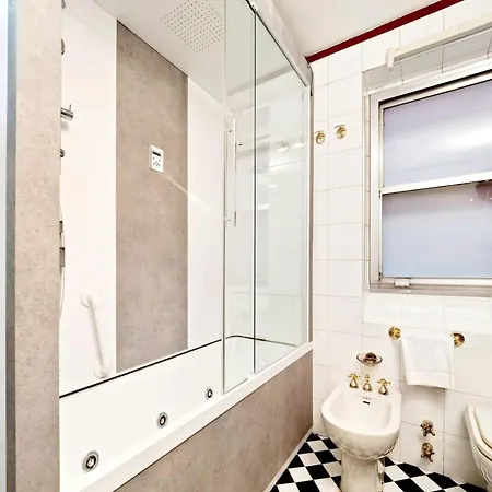 Apartamento Sunny With Balcony