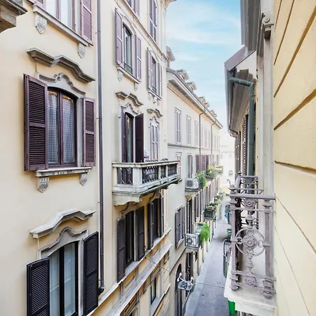 Amazing, New & Fully Furnished In Duomo Appartamento