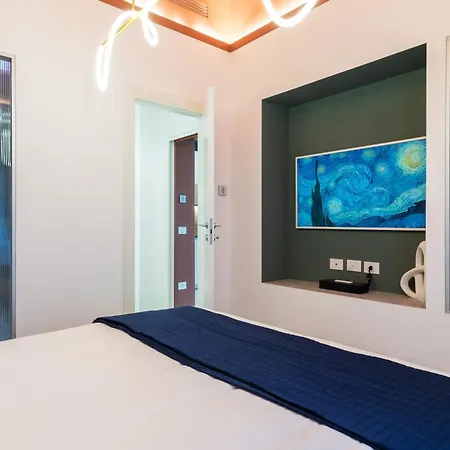 Esclusivo Nel Cuore Del Design E Moda