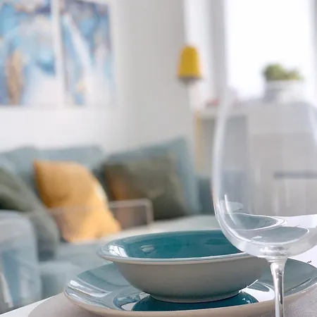 Apartament Cardano Blue - 5 Min Da Stazione