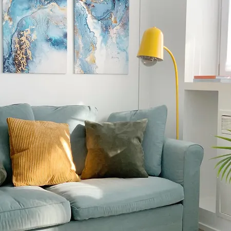 Cardano Blue - 5 Min Da Stazione Apartament *