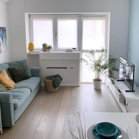 Cardano Blue - 5 Min Da Stazione Apartament *