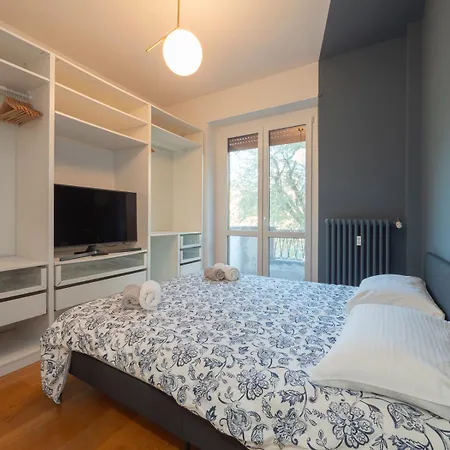 Apartment In Stile, Comodo Ed Elegante *
