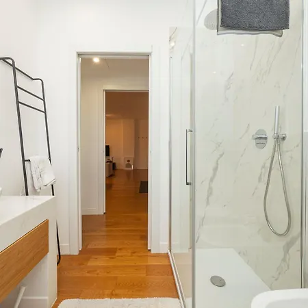 In Stile, Comodo Ed Elegante