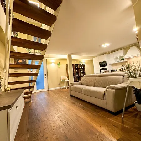 Dea Dreams - Lofty Marghera