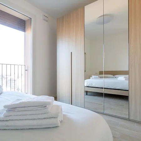 Apartment View 15 Min From Duomo Milan