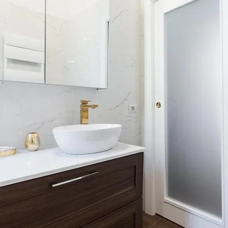 Italianway Comfort - Col Di Lana 3 * Милан