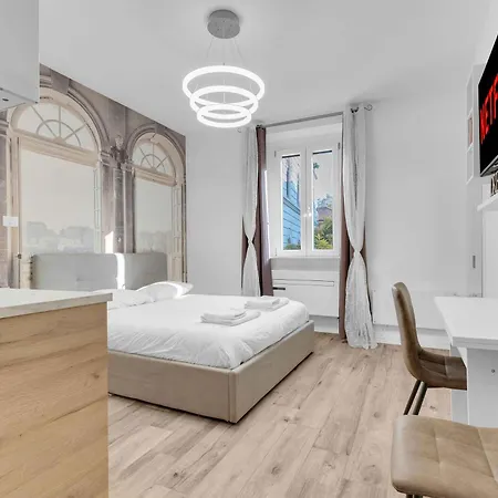 Marghera Metro Wifi & Shopping Daire