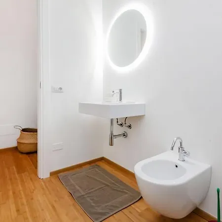 Apartament Di Design A Pochi Passi Da Metro E Centro
