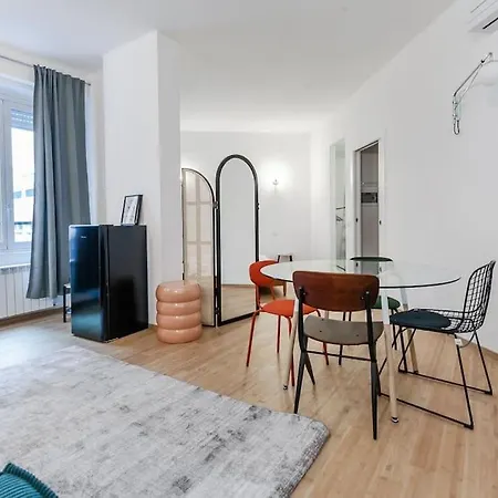 Apartament Di Design A Pochi Passi Da Metro E Centro Mediolan