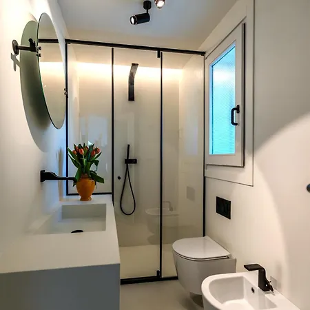 Navigli - Design With Private Terrace 밀라노