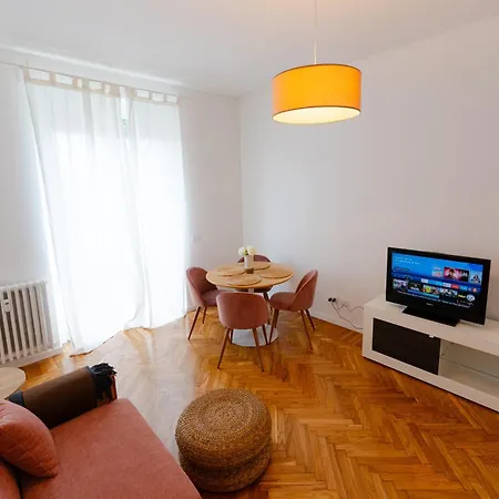 アパート Casa Soperga, Corso Buenos Aires, Loreto, ミラノ