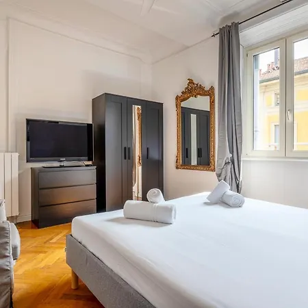 Exclusive 3 Bedrooms In Brera *