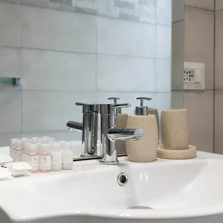 12 Centro Parking Free