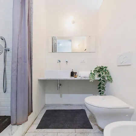 Luminoso In Porta Venezia Milán