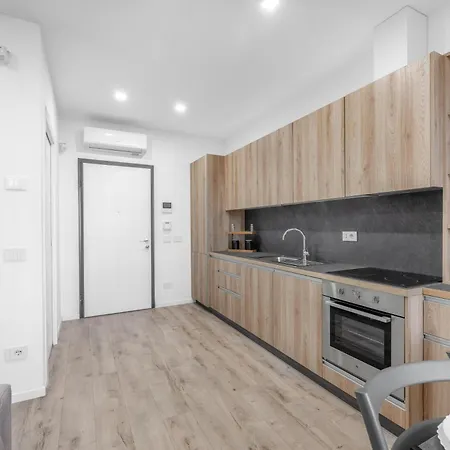 Ce155 - San Siro - Luxury