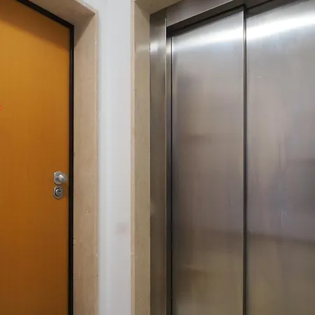 Primopiano - Monza 212 Apartament *