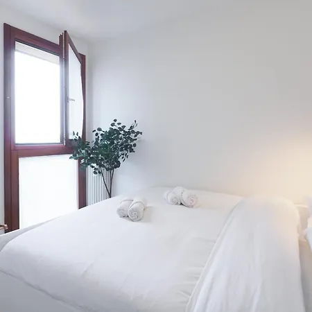 Apartament Primopiano - Monza 212 Mediolan