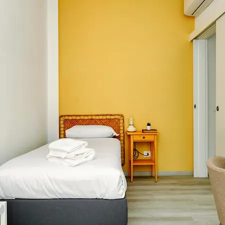 Joivy Charming 2br Flat Near Citylife 公寓