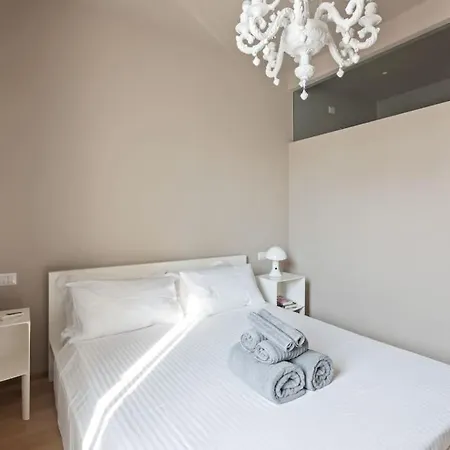 Easylife - - Suffragio 3 - Fashion District Daire Milano