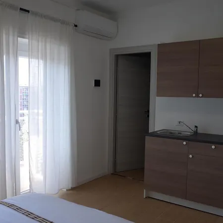Momo House Citylife アパート ミラノ