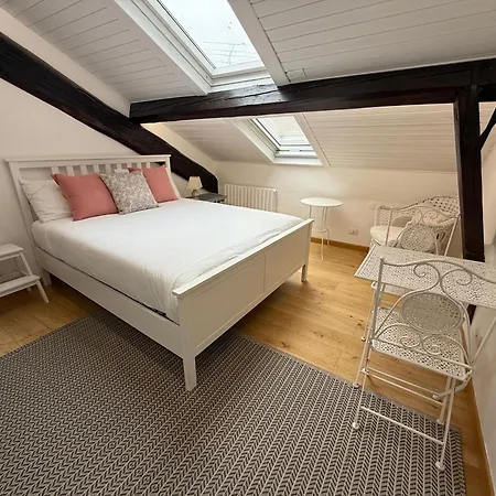 Tatil Evi Attico Luminoso Vicino Stazione *