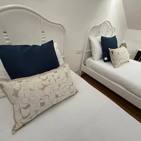 Tatil Evi Attico Luminoso Vicino Stazione *