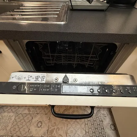 Attico Luminoso Vicino Stazione Milano