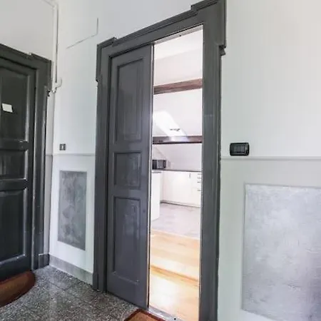 Tatil Evi Attico Luminoso Vicino Stazione *