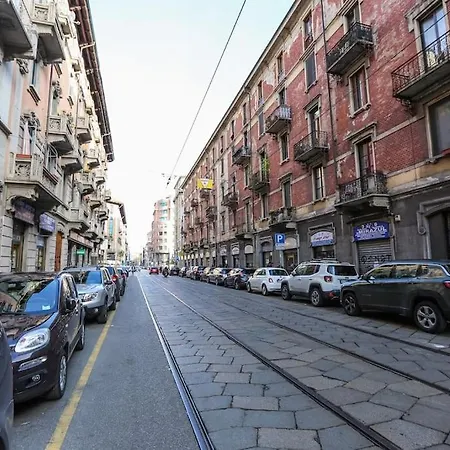 Casa de Férias Attico Luminoso Vicino Stazione Milão