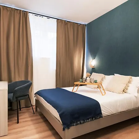 Szálloda Easylife - Fl In Milánó