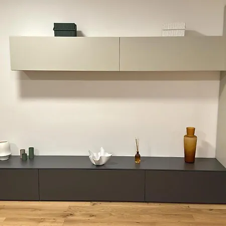 Number House - Number 20 * Милан